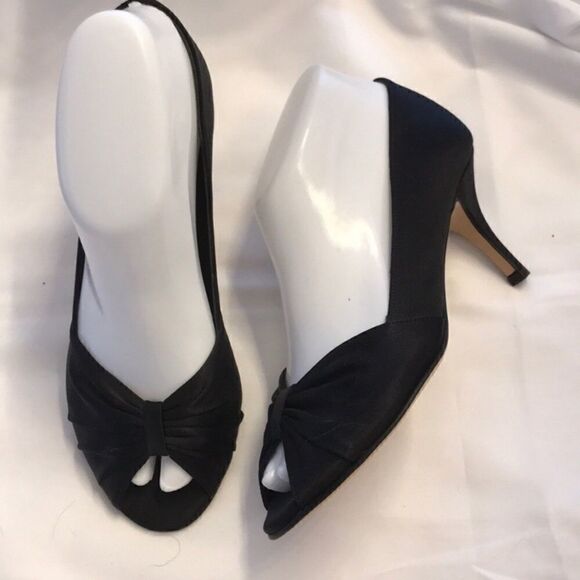 BUTTER FOR DIANE B SATIN SHOES.  NEW - Picture 2 of 7